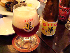 Bios Kriekのボトルとグラス