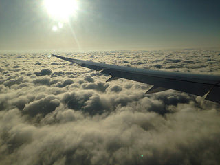 日本に向かうJL65便の機内より撮影した雲海
